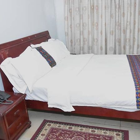 Random Park Hotel 키갈리 외부 사진